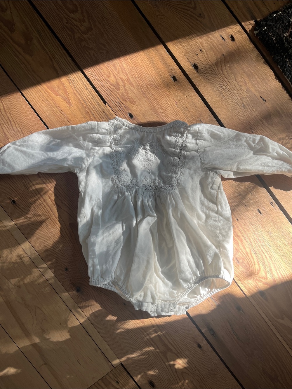 Belle Enfant romper 3-6 m